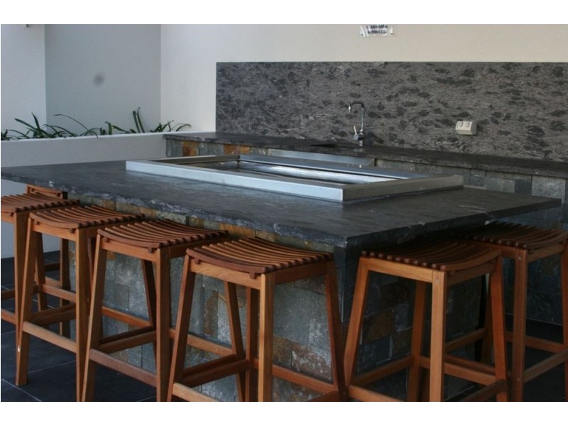 304/110 Marine Parade, Coolangatta QLD 4225