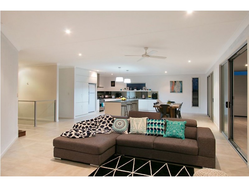 24 Vail Court, Bilambil Heights NSW 2486