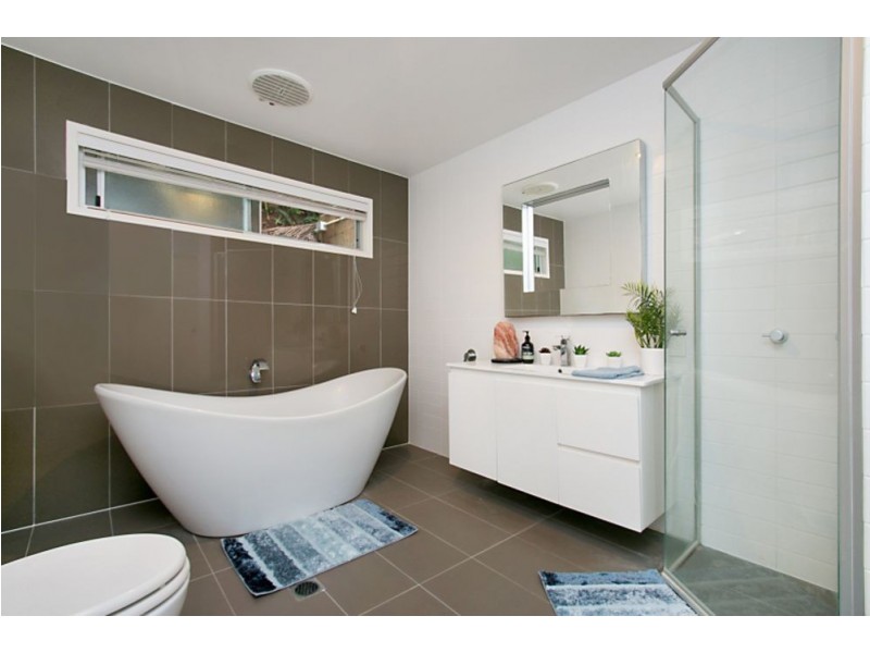 24 Vail Court, Bilambil Heights NSW 2486