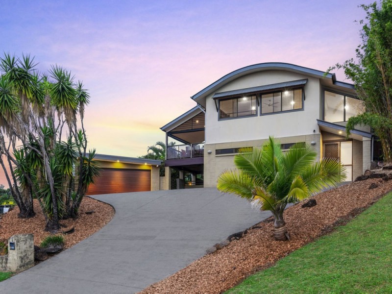 8 Kelburn Close, Banora Point NSW 2486