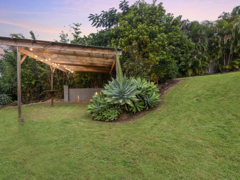 8 Kelburn Close, Banora Point NSW 2486