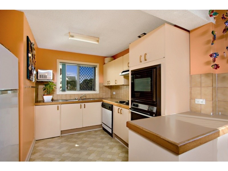 4/12 Eden Ave, Rainbow Bay QLD 4225