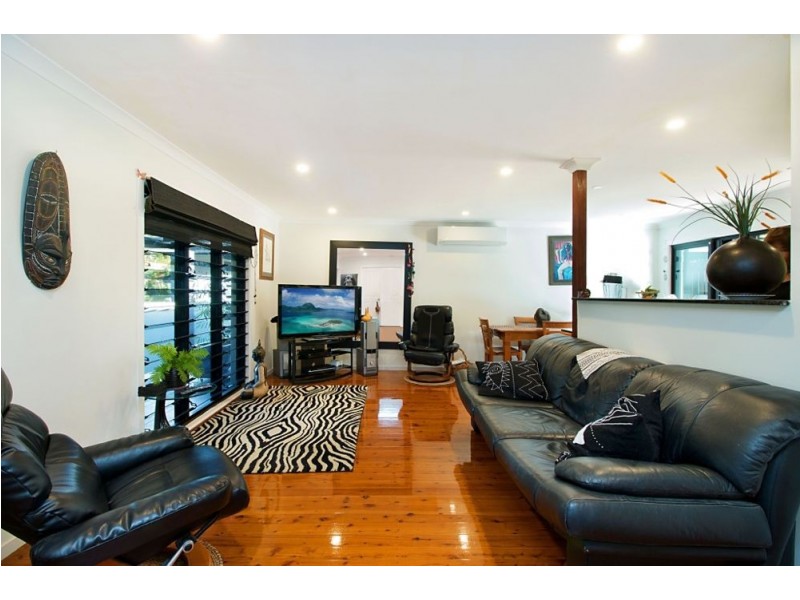 69 Dutton Street, Coolangatta QLD 4225