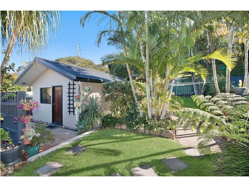 69 Dutton Street, Coolangatta QLD 4225