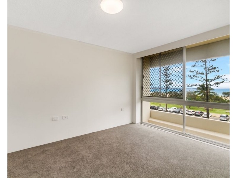 11/130 Marine Parade, Coolangatta QLD 4225