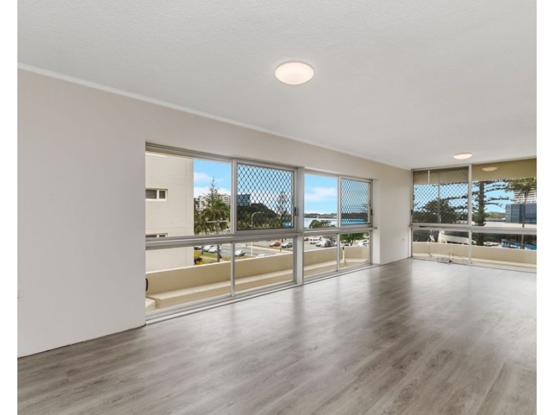 11/130 Marine Parade, Coolangatta QLD 4225