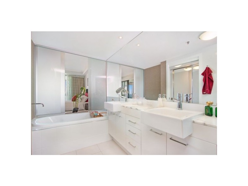 701/120 Marine Parade, Coolangatta QLD 4225