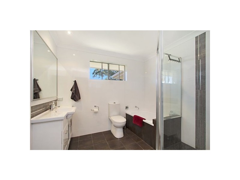 15 Anconia Ave, Tweed Heads West NSW 2485