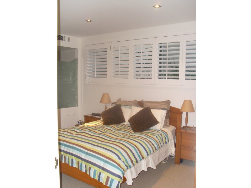 Coolangatta QLD 4225