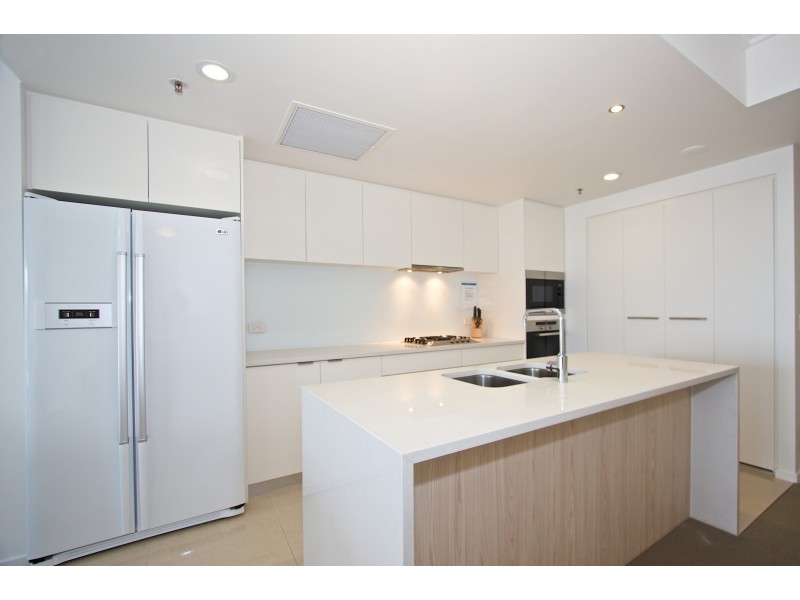 403/110 Marine Parade, Coolangatta QLD 4225