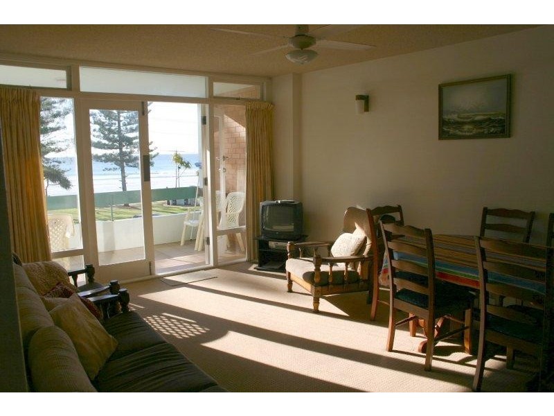 Rainbow Bay QLD 4225