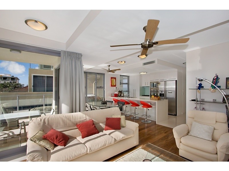 4/20 Hill Street, Rainbow Bay QLD 4225