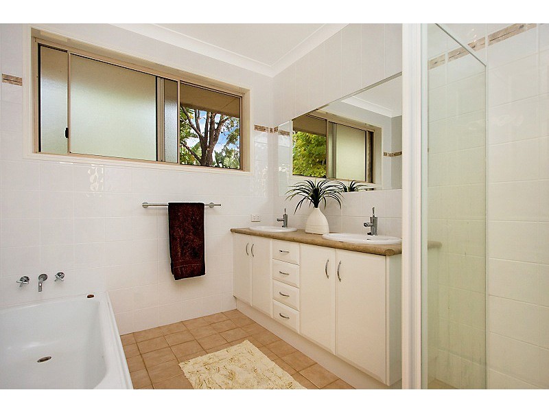 4 Bongaree Rd, Terranora NSW 2486