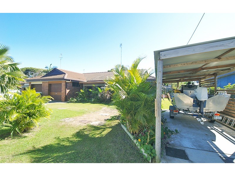 2/1 Red Bass Ave, Tweed Heads West NSW 2485