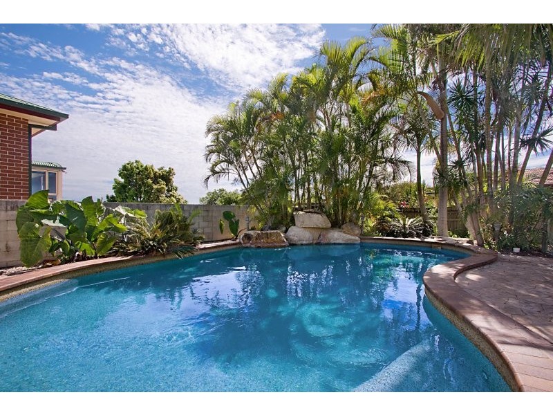 19 Aberdeen Court, Banora Point NSW 2486