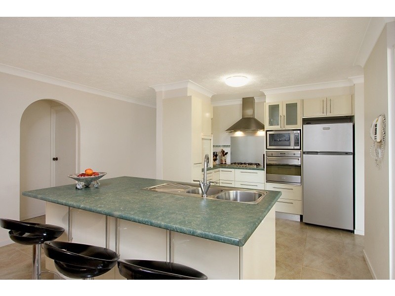 19 Aberdeen Court, Banora Point NSW 2486