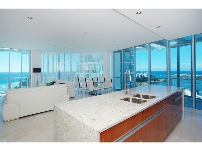 Coolangatta QLD 4225