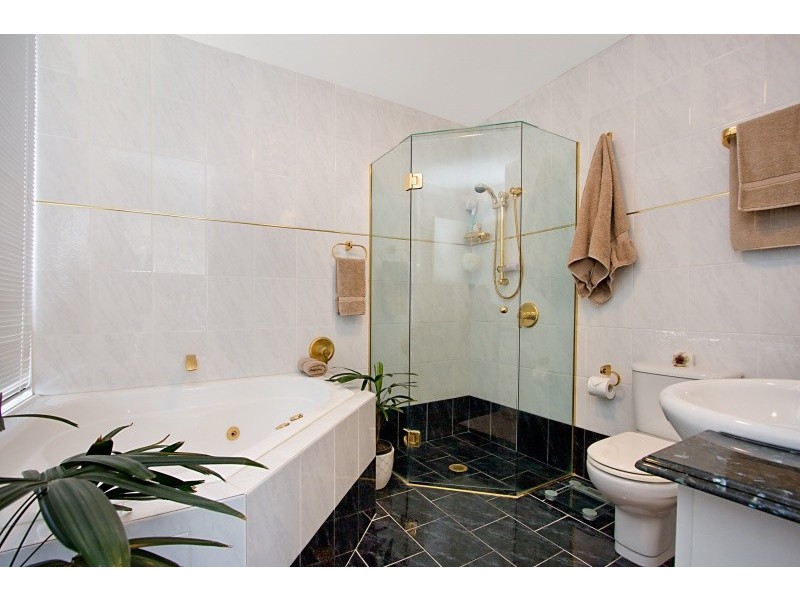 Rainbow Bay QLD 4225