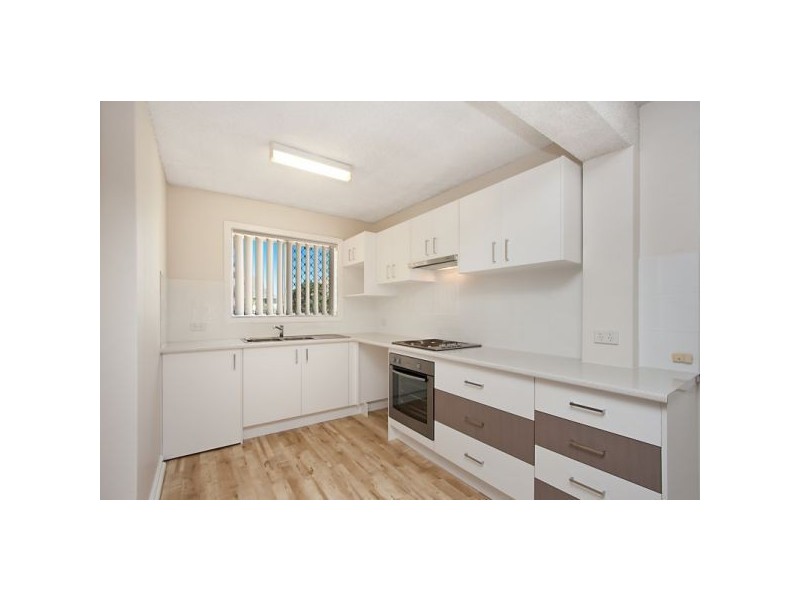 4/263 Boundary Street, Rainbow Bay QLD 4225
