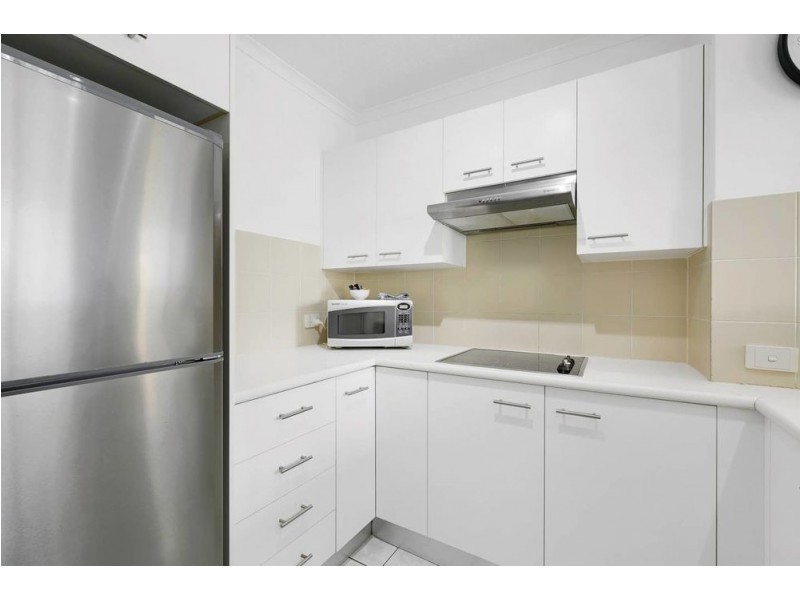 23/243 Boundary St, Rainbow Bay QLD 4225