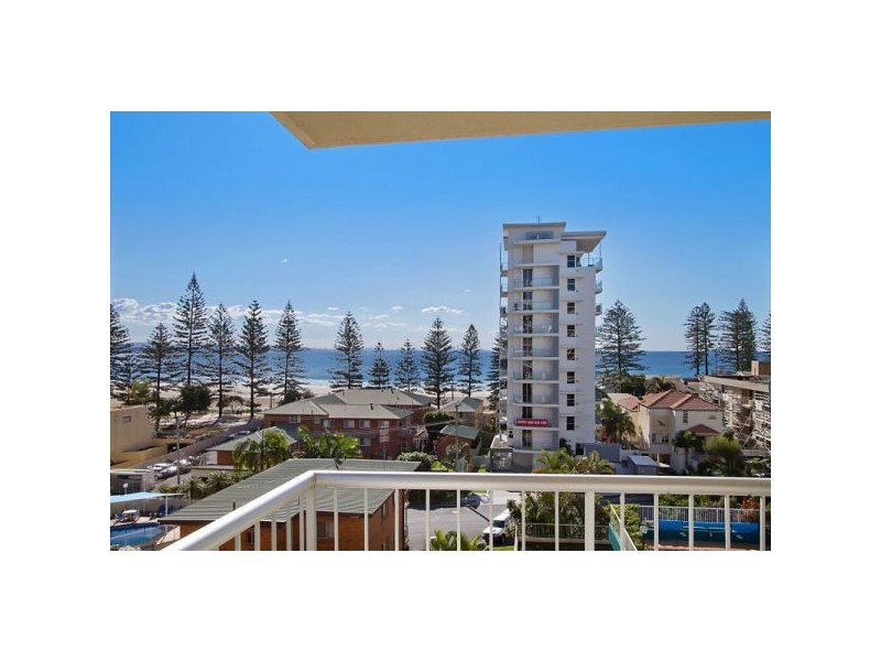 9/265 Boundary St, Rainbow Bay QLD 4225