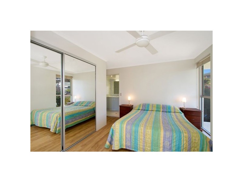 9/265 Boundary St, Rainbow Bay QLD 4225
