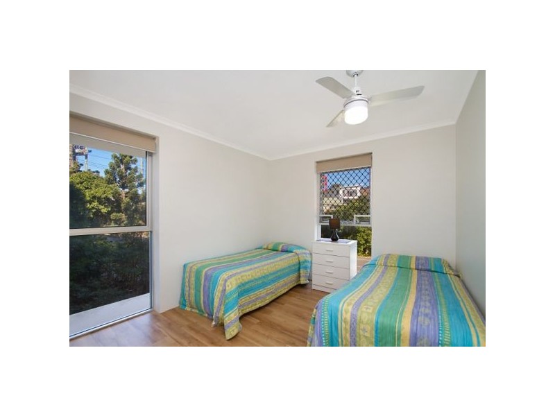 9/265 Boundary St, Rainbow Bay QLD 4225