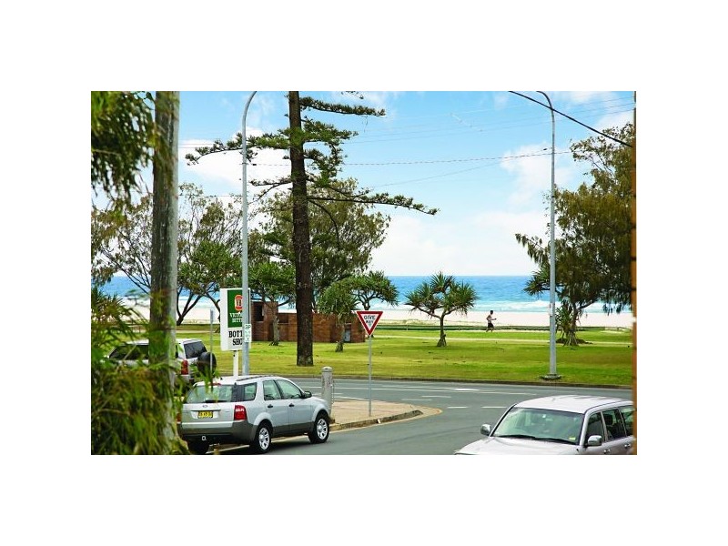 6/6 Lord St ” Sandy Court “, Kirra QLD 4225