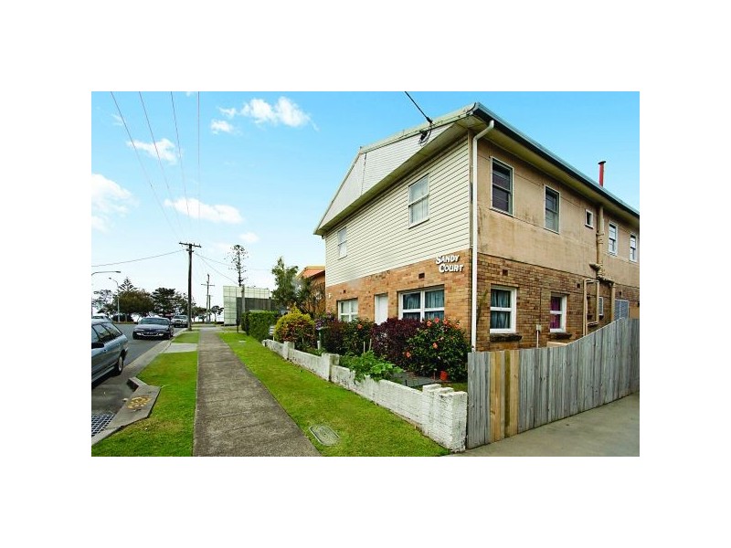 6/6 Lord St ” Sandy Court “, Kirra QLD 4225