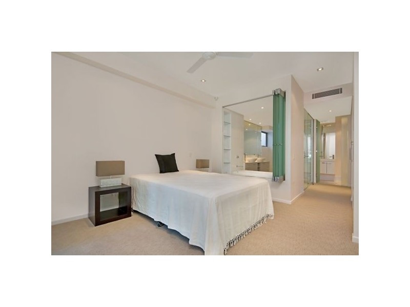 1/32 Boundary St, Rainbow Bay QLD 4225