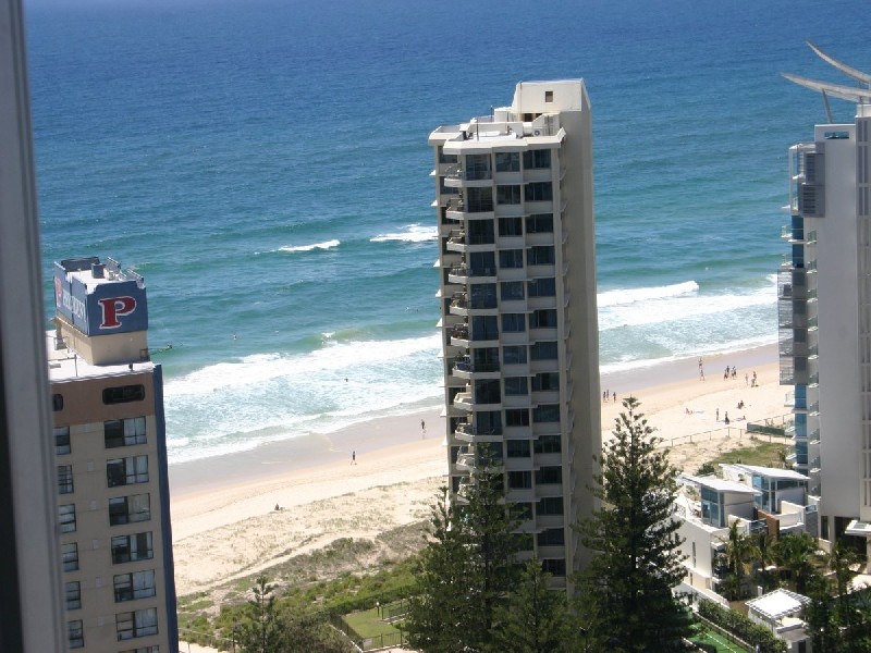 2006/3011 Gold Coast Highway, Surfers Paradise QLD 4217