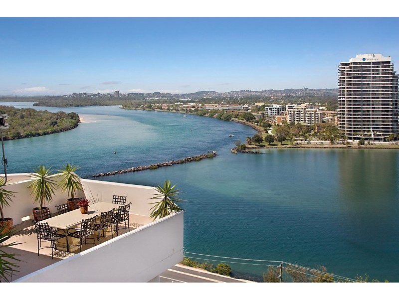 7E 3-9 Eden Street, Rainbow Bay QLD 4225