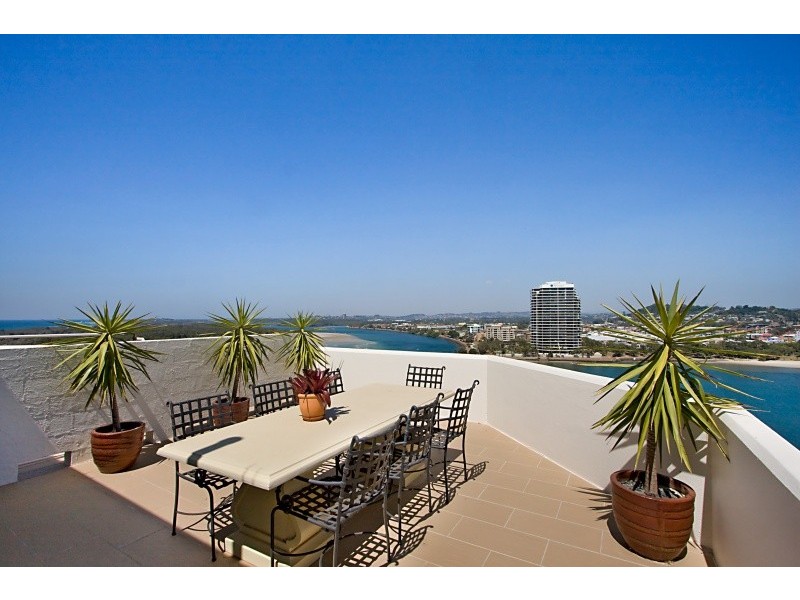 7E 3-9 Eden Street, Rainbow Bay QLD 4225
