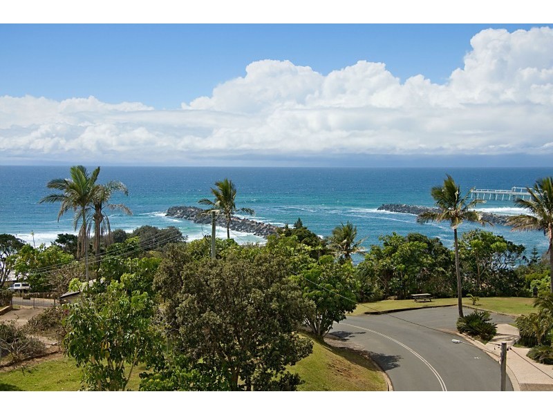 7E 3-9 Eden Street, Rainbow Bay QLD 4225
