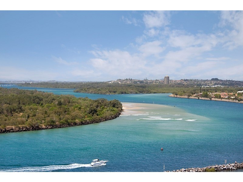 7E 3-9 Eden Street, Rainbow Bay QLD 4225