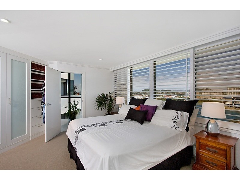 7E 3-9 Eden Street, Rainbow Bay QLD 4225