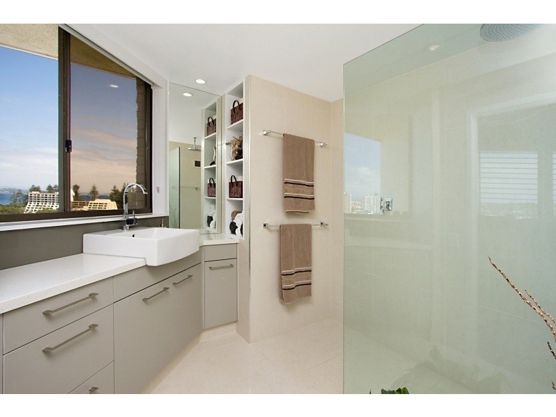 7E 3-9 Eden Street, Rainbow Bay QLD 4225