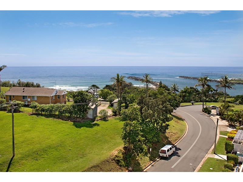 7E 3-9 Eden Street, Rainbow Bay QLD 4225