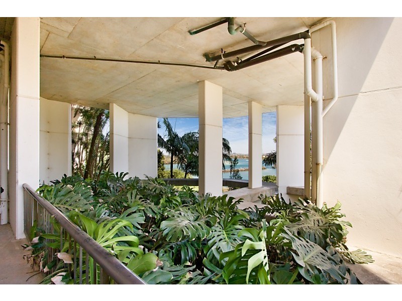7E 3-9 Eden Street, Rainbow Bay QLD 4225