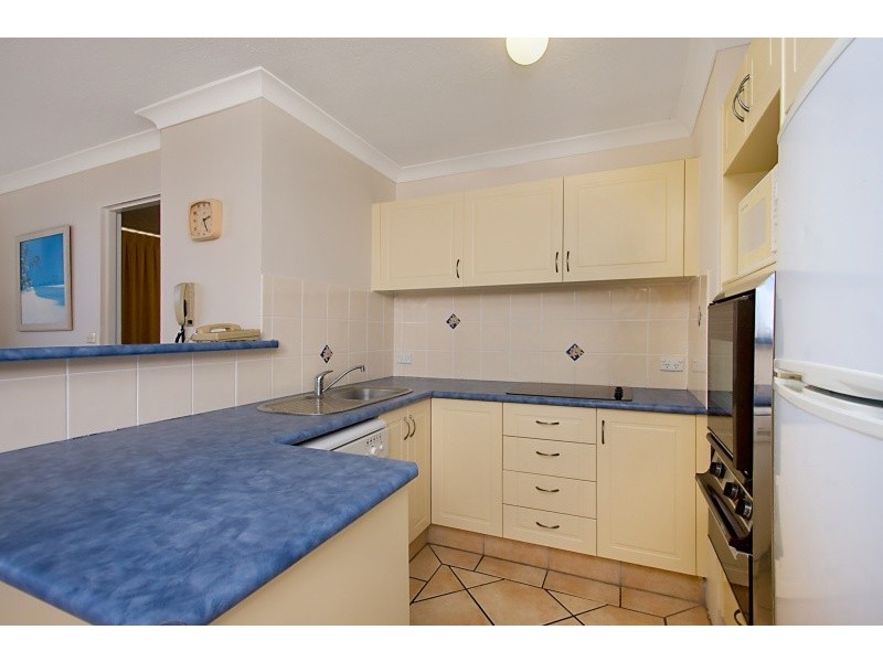 5/3 Ward St, Rainbow Bay QLD 4225