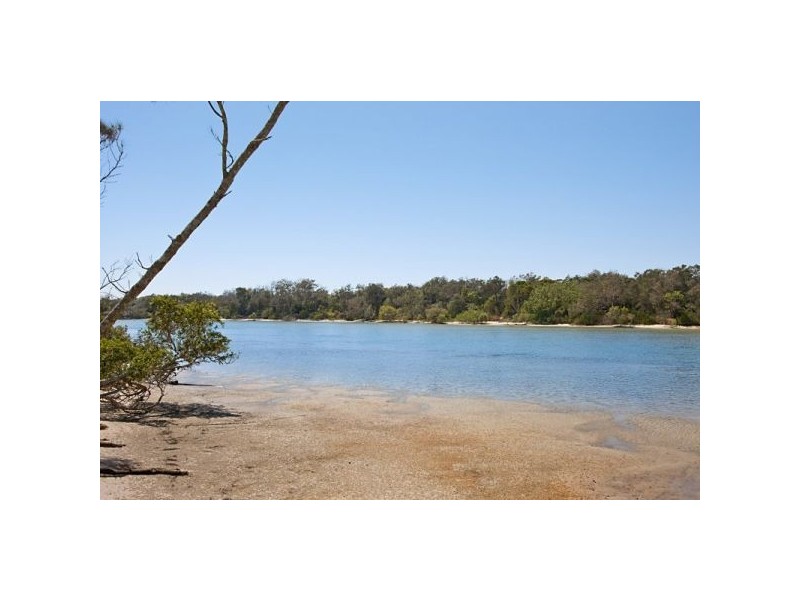 25 Overall Drive, Pottsville NSW 2489