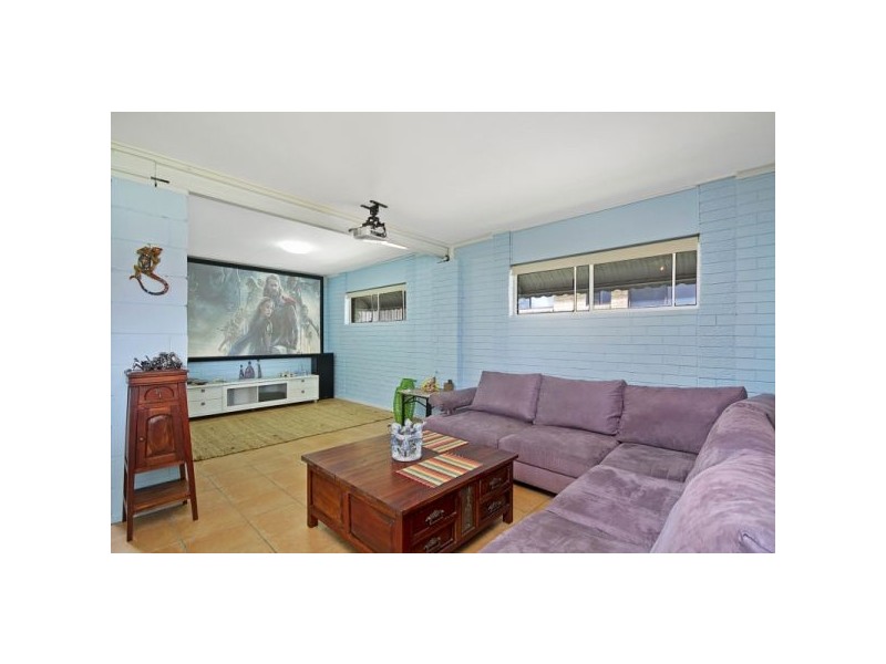 3 Poinsettia Avenue, Tweed Heads West NSW 2485