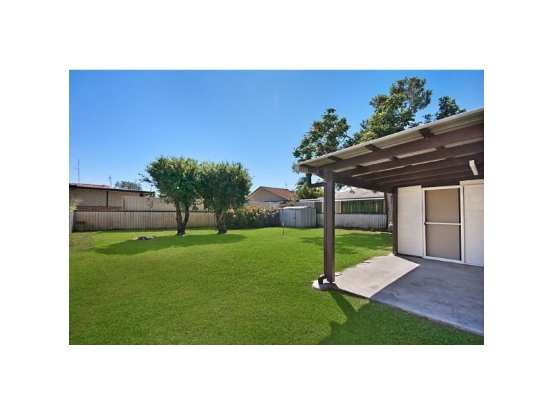 3 Poinsettia Avenue, Tweed Heads West NSW 2485