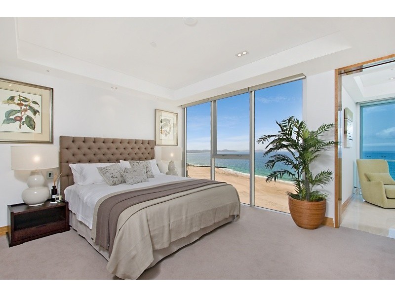 1805/110 Marine Parade, Coolangatta QLD 4225