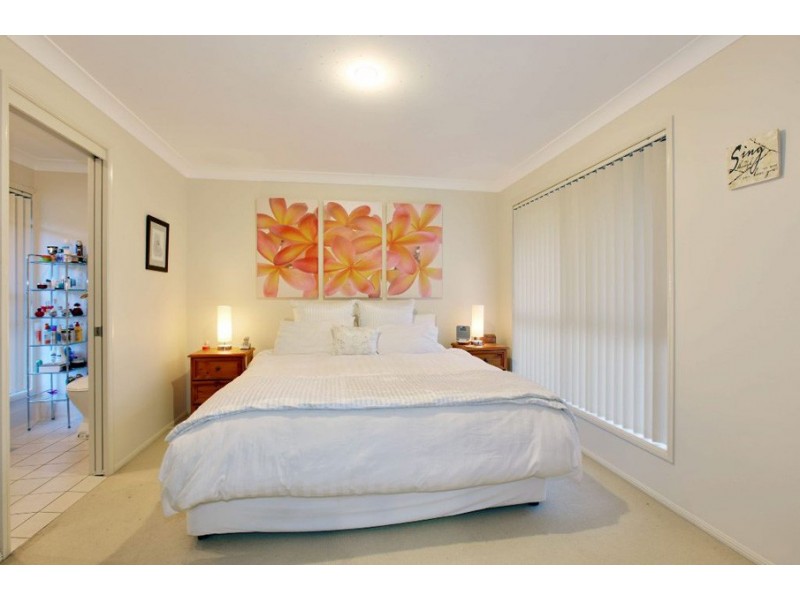 11  Donegal Place, Banora Point NSW 2486