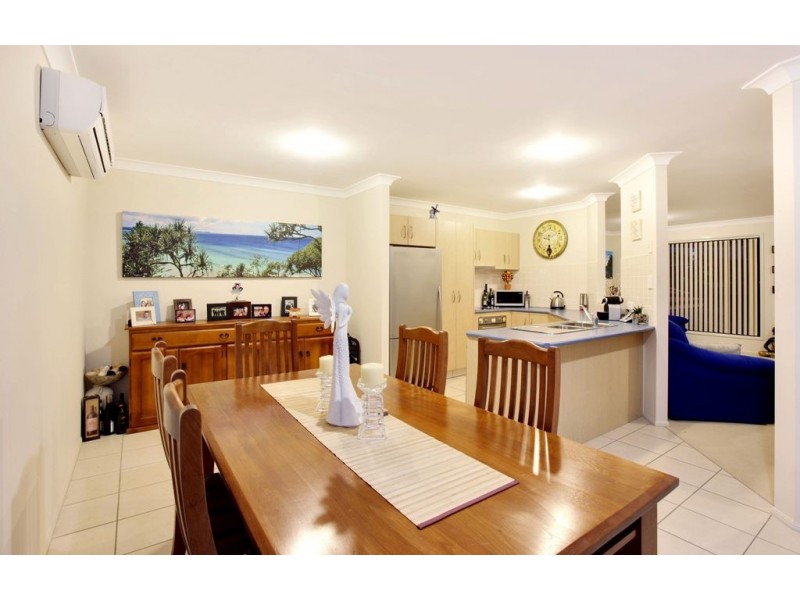 11  Donegal Place, Banora Point NSW 2486