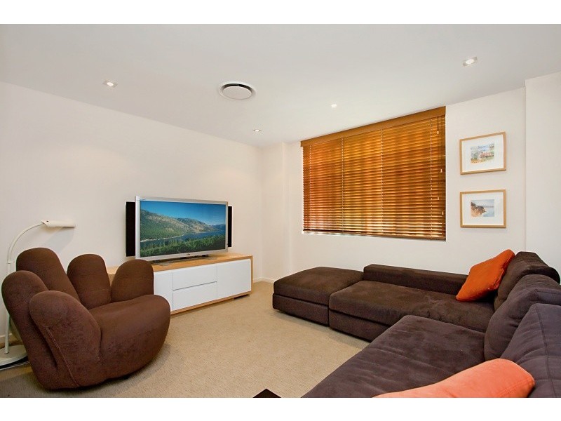 2/32 Boundary St, Rainbow Bay QLD 4225