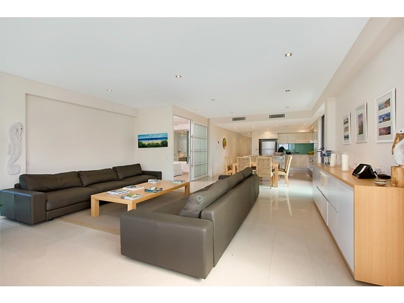 2/32 Boundary St, Rainbow Bay QLD 4225