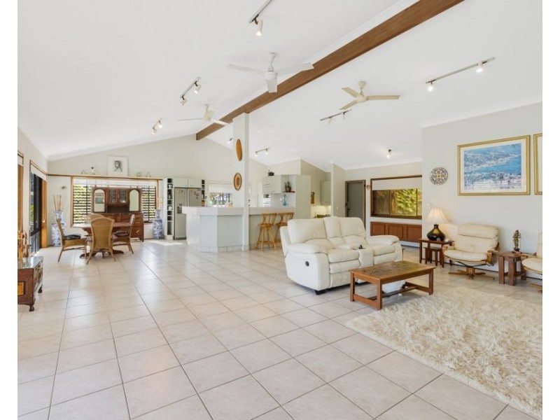 110 Jacaranda Avenue, Tweed Heads West NSW 2485