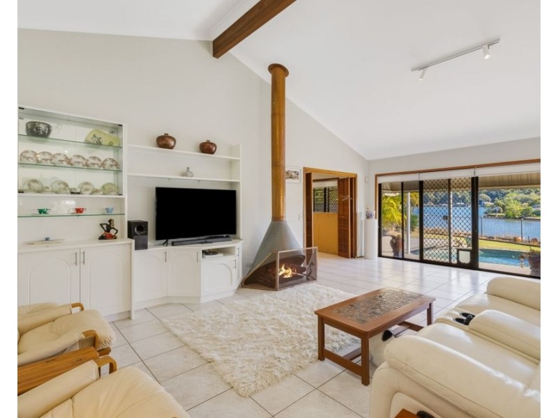 110 Jacaranda Avenue, Tweed Heads West NSW 2485